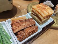 烙饼卷带鱼-壹零捌道·北京烤鸭(车公庄店)
