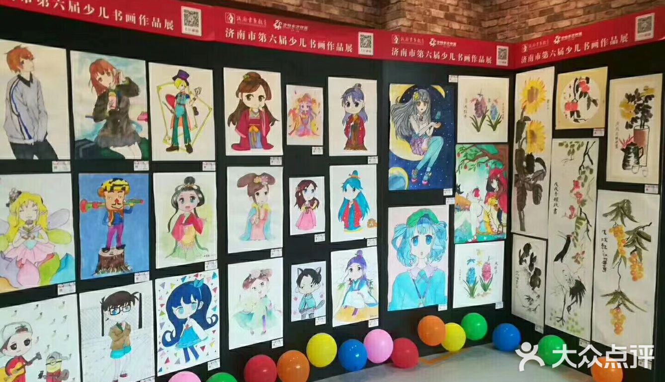 长街长，尽显国韵精粹；烟花季，领略非遗风采”