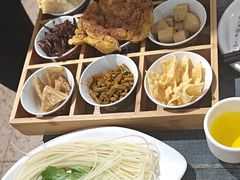 -鸡遇虾煲干锅火锅(小寨金莎店)