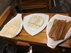 -小小河边鱼(天润城店)