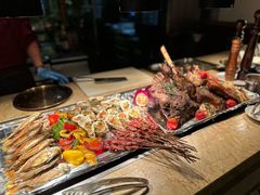 -大中华希尔顿酒店-念自助餐·嗨啤·小龙虾