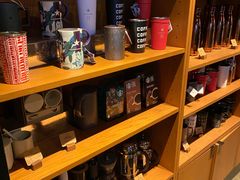 零售区-星巴克臻选(宁波天一广场店)