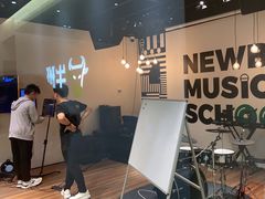 -牛班音乐学校(晶融汇购物中心店)