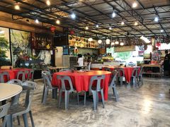 -大树下海鲜饭店