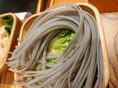 -野山舂·贵州现舂酸汤火锅(鸿通城店)