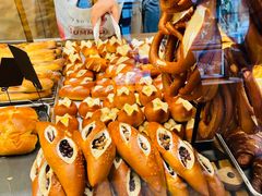 -Dough&Joe团憩(瑞虹天地月亮湾店)