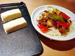 -谷丽麦馕新疆菜·清真(步步高梅溪新天地店)