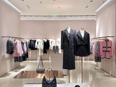 -王府井奥莱临潼小镇(临潼店)