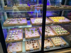 面包甜点陈列柜-盛江山自助料理(太原街万达店)