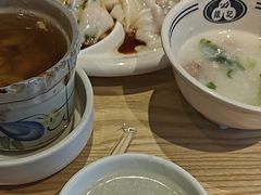 -银记肠粉店(南方医院店)