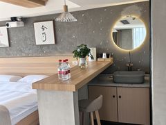 -闲隅江景艺术酒店(解放碑洪崖洞总店)