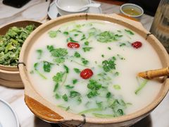 铁棍山药炖江团鱼-掌柜的店·河南菜(日月光店)