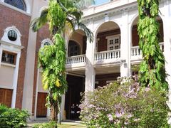 -香港大学