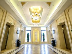 电梯厅-维也纳国际酒店·上海虹桥火车站国家会展中心店