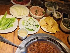 -城墙拐拐火锅(三峡广场黑金冠店)