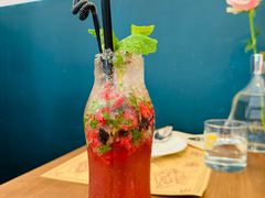 -Mark&Mars Restaurant