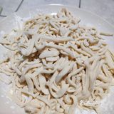 自制面条，味道很不错[微笑]