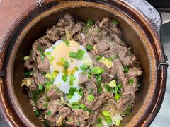 牛肉窝蛋煲仔饭-容里煲仔饭(利丰北路店)