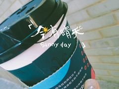 -全家便利店(洛川东路店)