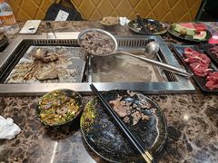 -牛里牛气· 榴莲海鲜鲜牛肉自助火锅·烤肉(横岗店)