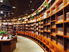 -博览书店(越秀悦汇天地店)