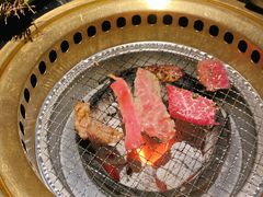 -山川小町·极番烧肉(新地假日广场店)