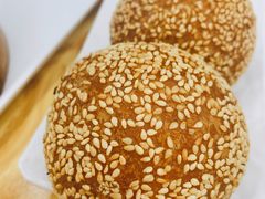 豆沙麻球-门庭若市豆浆油条(恒生广场店)