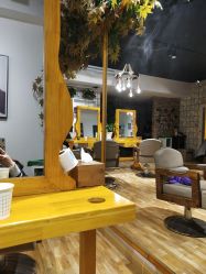 -明洞造型精品烫染