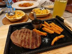 -必胜客(WOW中央公园店)