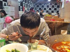 -昱龙大盆牛蛙馆(三兴街总店)