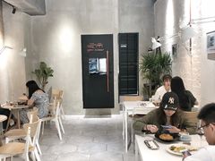 大堂-愉市 Hippy Market(香榭里花园店)