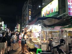 -六合夜市