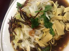 葱油豆腐皮-林之六八·6886大连老菜馆