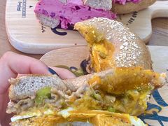 -Catch Bagel(芳草地店)