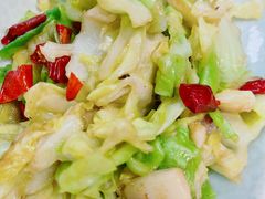 手撕包菜-阿瓦山寨·湘菜现炒·剁椒鱼头王(咸阳总店)