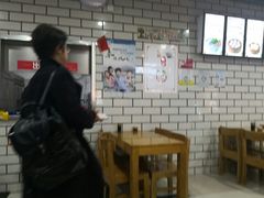 -百年尹氏汤包(环球美食荟店)