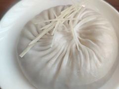 陈士荣蟹黄汤包-鸿运酒楼