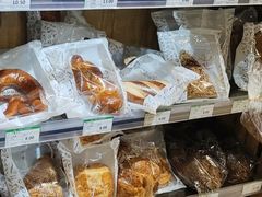 -绿叶子超市(公园大道店)
