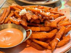 -BROWNSTONE布朗石西班牙餐厅(富城店)