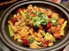麻辣香锅-辣尚瘾·烤鱼·新川菜(交大直营店)