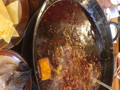 -岗上渣渣老火锅(两路口店)