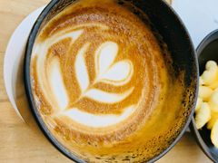 Flat&nbsp;White-Onirii Coffee(长乐路店)