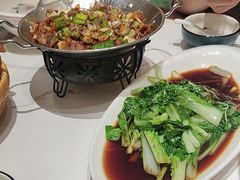 -梅利汴京烤鸭•开封豫菜地标店(东大街店)