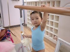 -上海路易十四芭蕾良品舞蹈用品店(美丽华商务中心店)