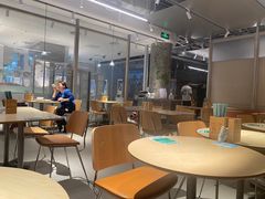 -老乡鸡(上海白玉兰广场店)