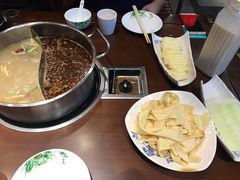 -亿诣蝎府炸酱面羊蝎子火锅(酷车小镇店)