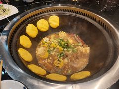 -袁小二大东北铁锅炖(吉祥村总部)