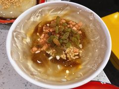 红糖冰粉-钢管厂歆瑞源油卤串串香(春熙路太古里店)