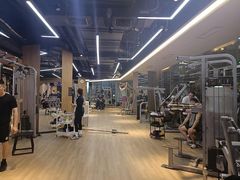 -威克健身游泳(万菱汇店)