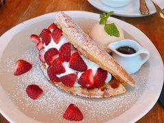 -ROAST coffee & eatery